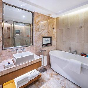 Executive King Suite
